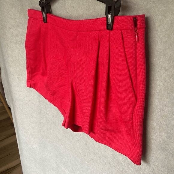 J.Crew Women's Red Pleated Cotton Shorts Size 10 Casual - Picture 2 of 5
